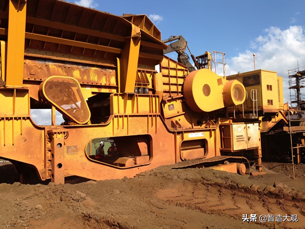 建筑垃圾回收再利用,履带移动式破碎站为什么能更胜一筹?(图3) 建筑垃圾回收再利用,履带移动式破碎站为什么能更胜一筹?(图3)