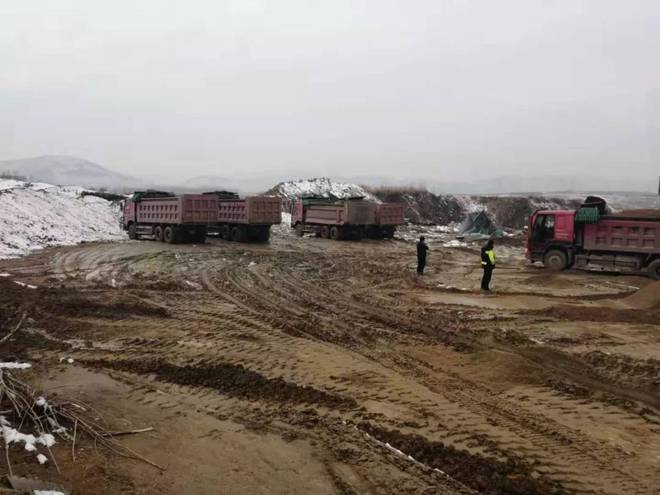 泰安这个地方“出手”了,打击取缔8处洗砂场,现场摧毁洗砂机!(图1) 泰安这个地方“出手”了,打击取缔8处洗砂场,现场摧毁洗砂机!(图1)