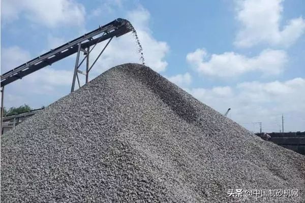 经过加工后的机制砂一定要水洗吗？用什么洗砂机比较好！(图2)