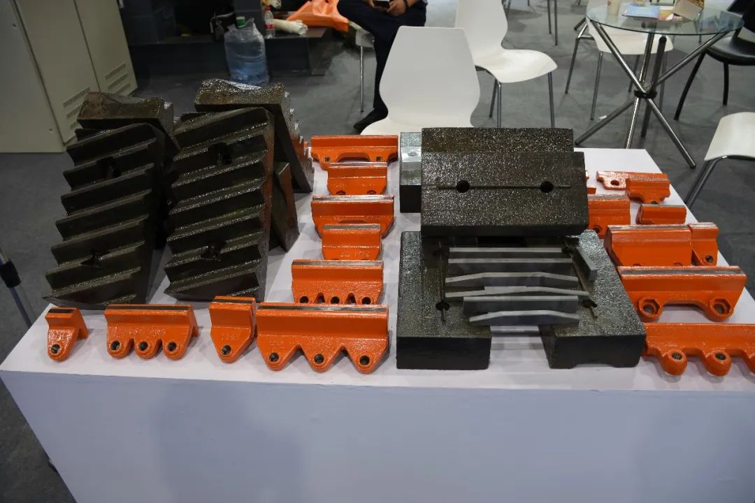 衡阳市朝阳重机有限公司邀您参观第六届广州砂石展!(图20) 衡阳市朝阳重机有限公司邀您参观第六届广州砂石展!(图20)