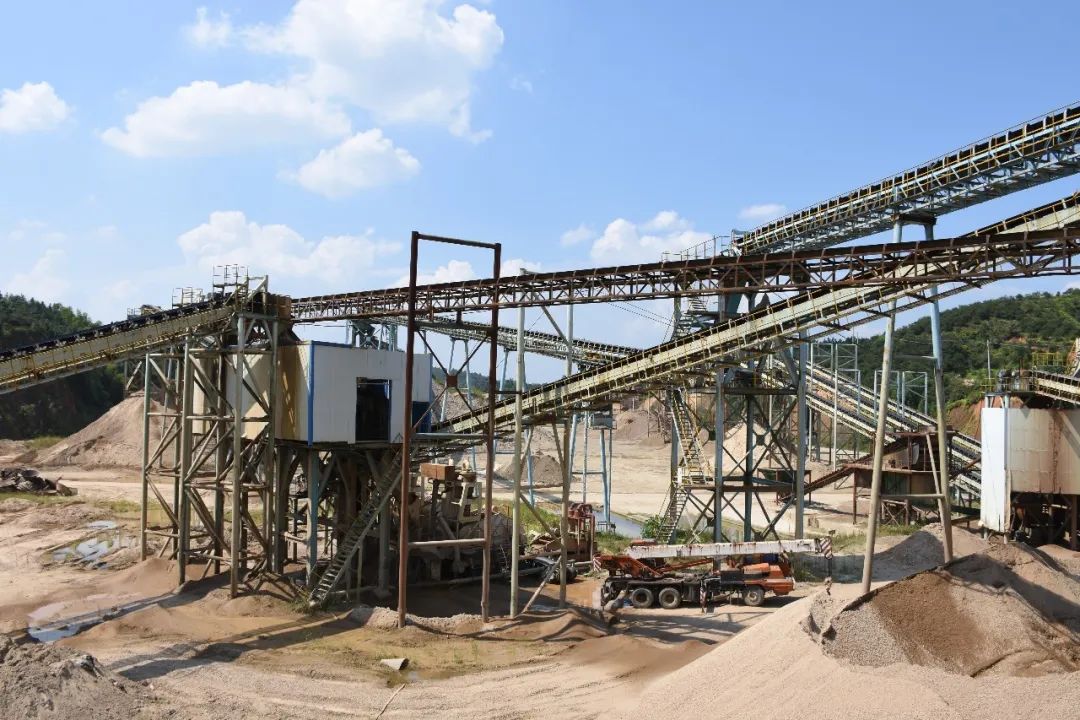 衡阳市朝阳重机有限公司邀您参观第六届广州砂石展!(图32) 衡阳市朝阳重机有限公司邀您参观第六届广州砂石展!(图32)