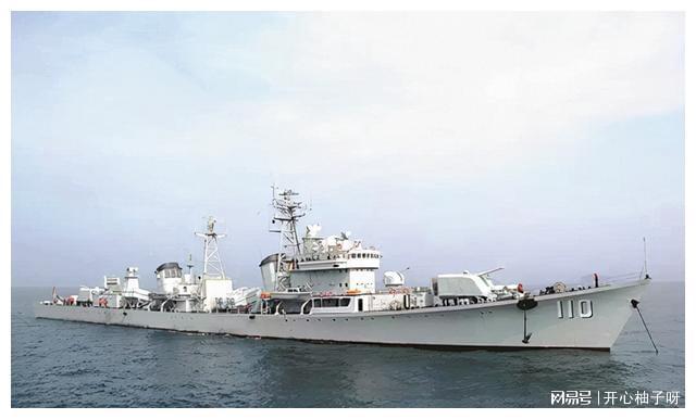从水面主战力量上来看，2022年中国海军已服役了多少舰艇(图10)