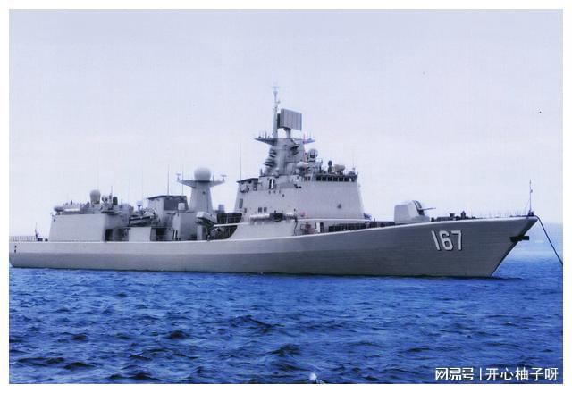 从水面主战力量上来看，2022年中国海军已服役了多少舰艇(图13)