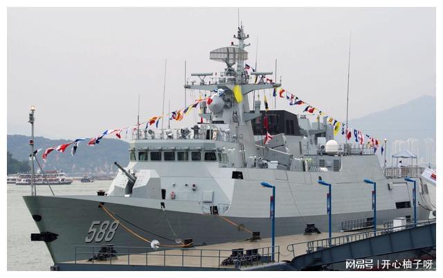 从水面主战力量上来看，2022年中国海军已服役了多少舰艇(图22)