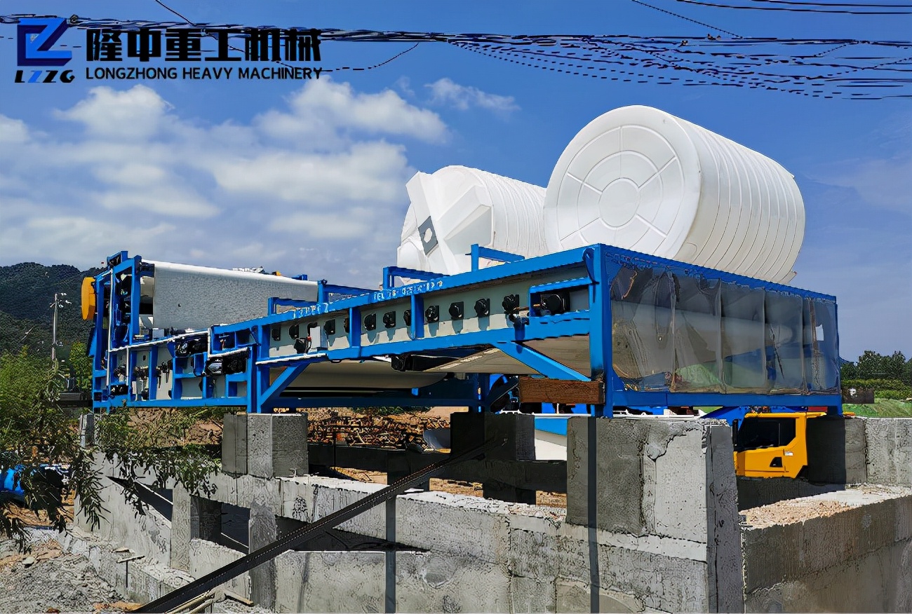 带式压滤机价格为什么那么贵?(图1) 带式压滤机价格为什么那么贵?(图1)