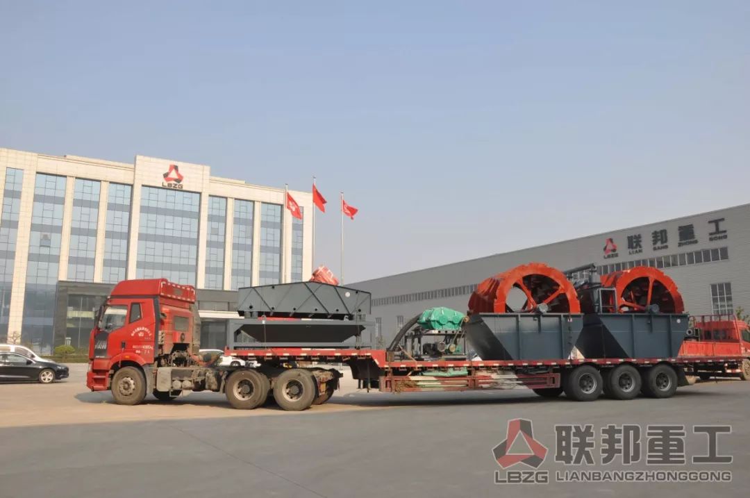 多功能洗砂脱水回收一体机发往河南民权(图2)