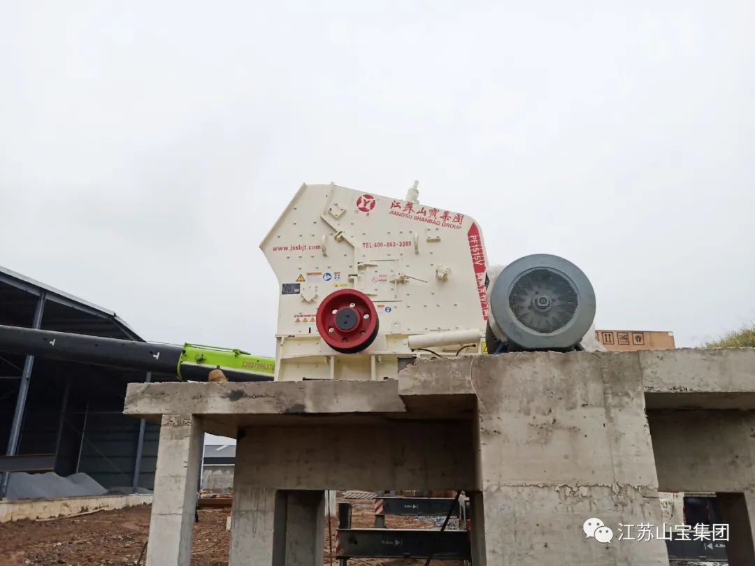 江苏山宝集团：江苏新越沥青精品水洗砂项目设备即将奔赴项目现场(图12)