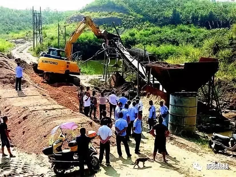 崇阳重拳整治非法采砂洗砂2个月查封违规砂场25家(图2)