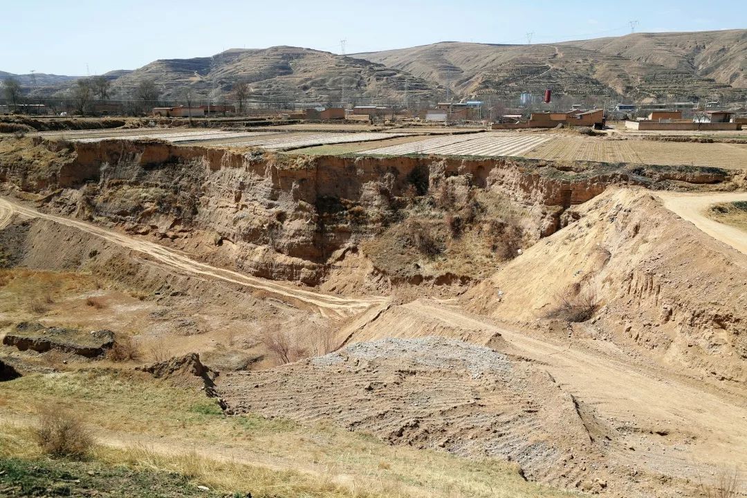 直击甘肃榆中宛川河砂石料开采乱象宛川河道采砂场整顿如旧为哪般(图2)