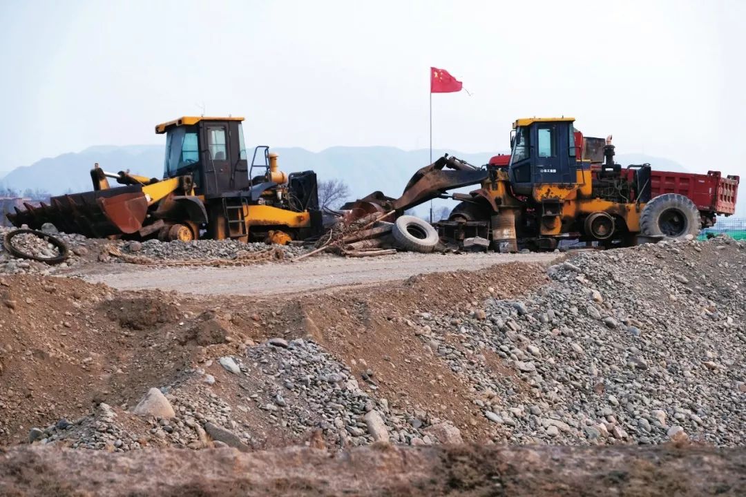 直击甘肃榆中宛川河砂石料开采乱象宛川河道采砂场整顿如旧为哪般(图7)