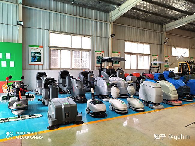 山东青岛手推式洗地机厂家哪家好？(图3)