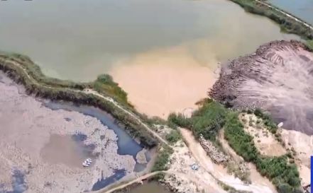 曝光！胶州不法企业顶风上，环境污染何时休？(图4)