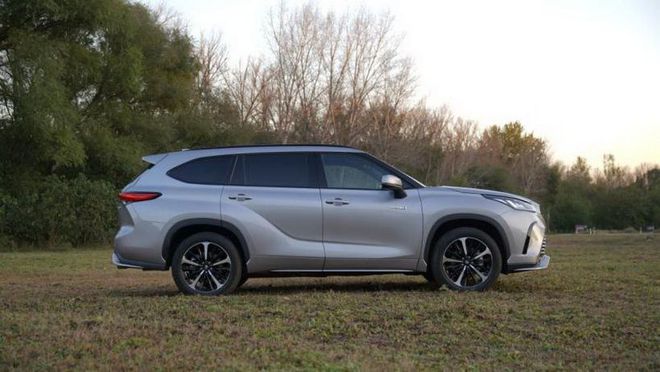 非铺装过把瘾！头戴皇冠的陆放也能下得荒蛮(图5)