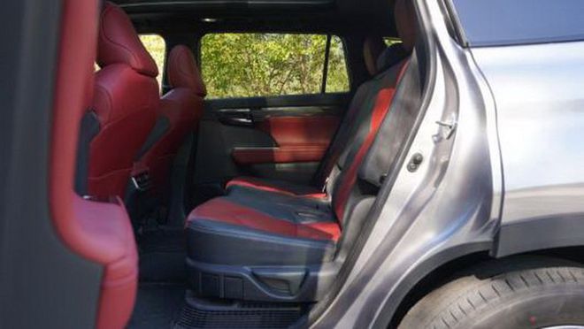 非铺装过把瘾！头戴皇冠的陆放也能下得荒蛮(图19)