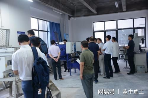 砂石行业的大boss们都来了，只要够专业，你就来(图3)