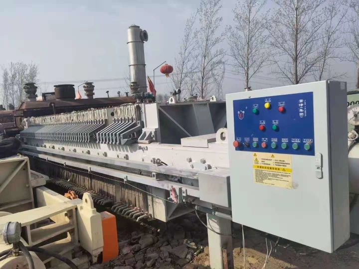 山东梁山二手压滤机，济宁二手压滤机报价，济宁二手自动拉板压滤机(图3)