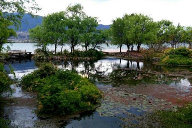 江苏一县市，由常州代管，石灰石储量10亿吨，被誉为“丝绸之乡”(图5)