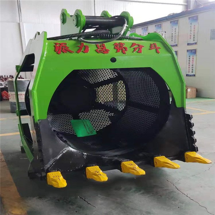 沙滩清洁筛分斗I32挖机水洗筛分斗9534钩机旋转筛分斗9ZZ7(图1)