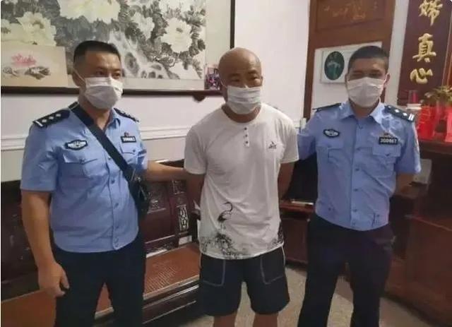46家洗车行频繁私采地下水被查处；自助洗车洗出全车划痕｜早报(图2)
