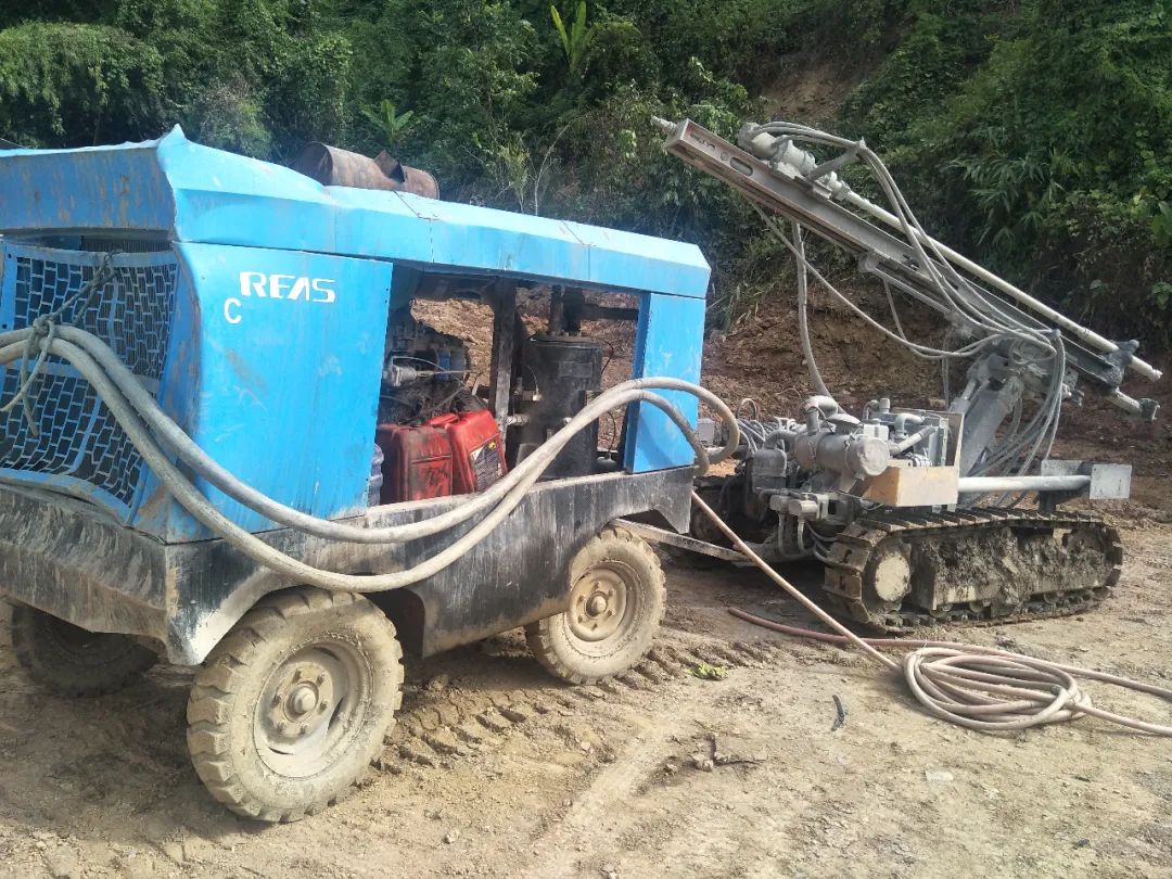 【老挝同城】低价出售碎石场工地·价格面议(图3)