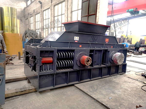 玄武岩对辊制砂机的产量及价格(图1)