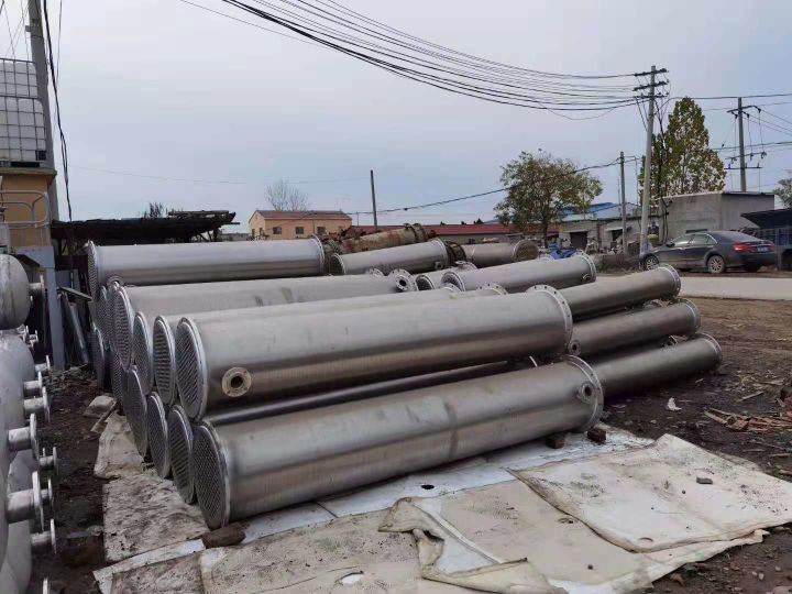 二手壳管式换热器供应商,二手列管冷凝器哪家便宜,立式卧式冷凝器(图2) 二手壳管式换热器供应商,二手列管冷凝器哪家便宜,立式卧式冷凝器(图2)