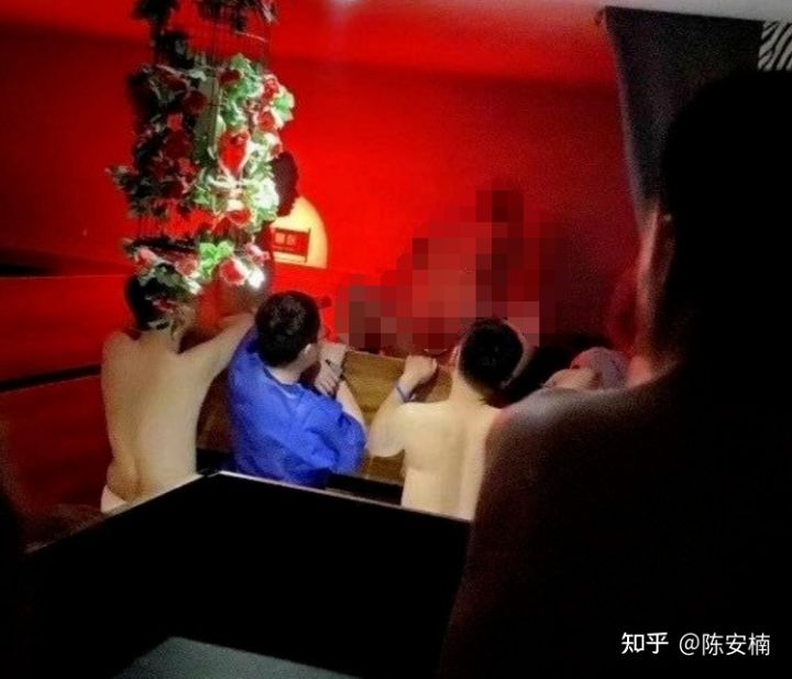 聚众淫乱，千人约炮：成都M.C浴室群P事件曝光后，守活寡的同妻们哭了(图11)