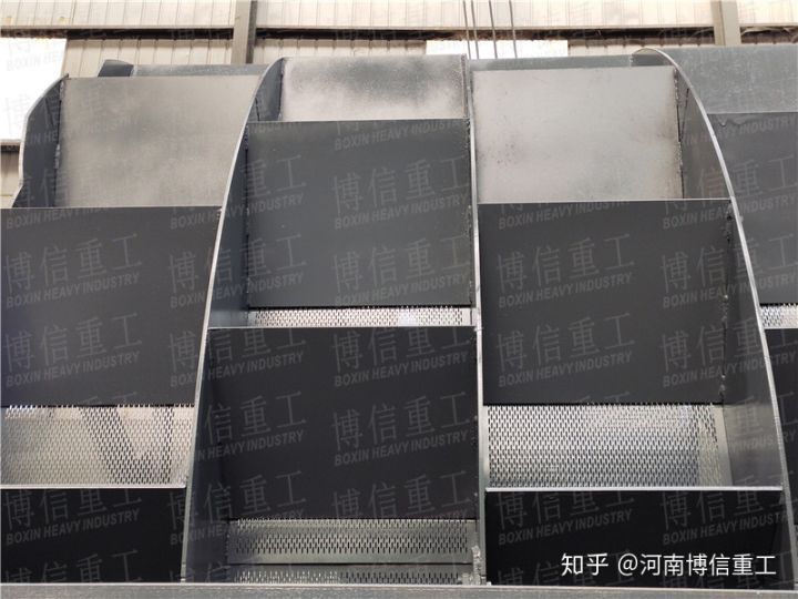 大型四槽轮斗洗沙机的安装调试操作注意事项(图3)