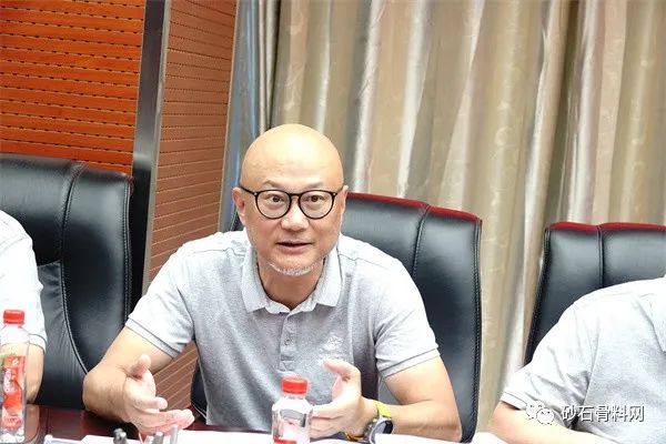 【开幕】砂石高质量发展万里行·陕甘站调研在甘肃交通精石矿业有限公司启动(图5)