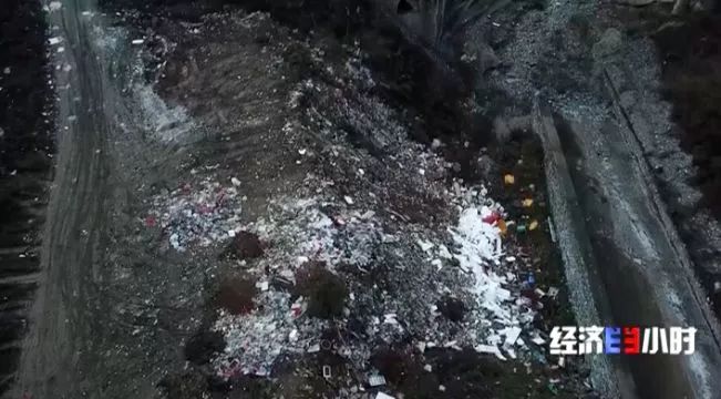 一夜之间，黄河支流变色！化工污水蔓延40公里，说好的河长呢……(图8)