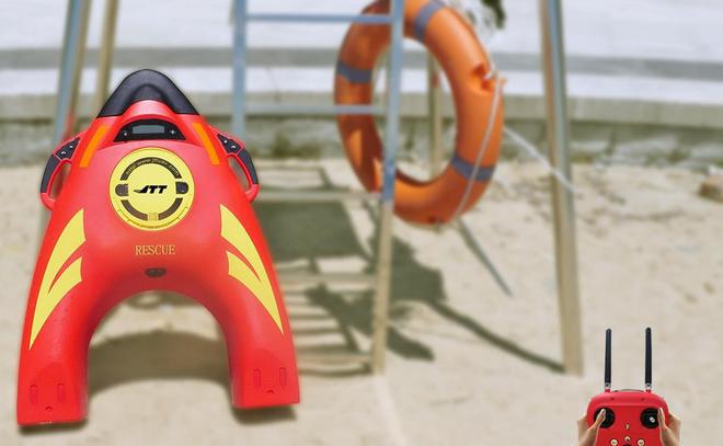 新型遥控无人水上救援机器人,一次性可以救助7个人(图1) 新型遥控无人水上救援机器人,一次性可以救助7个人(图1)