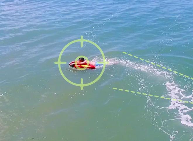 新型遥控无人水上救援机器人,一次性可以救助7个人(图6) 新型遥控无人水上救援机器人,一次性可以救助7个人(图6)