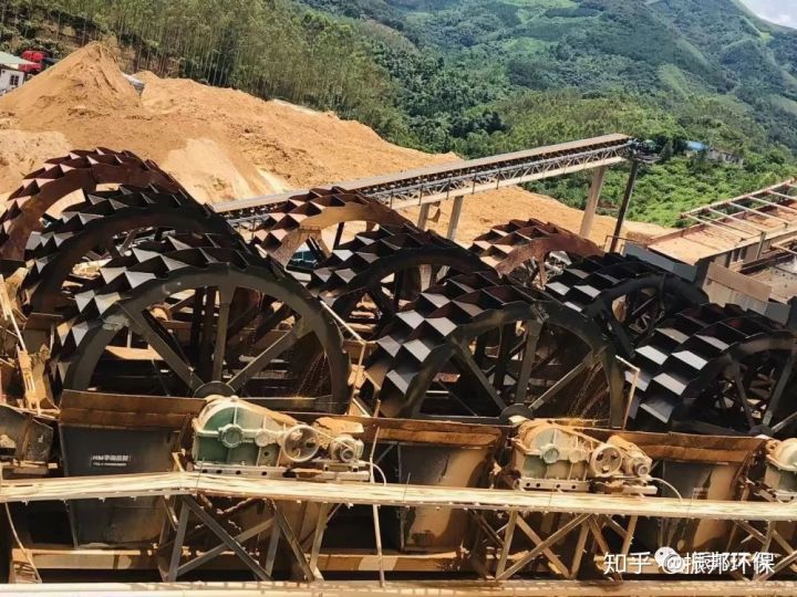 振邦干货螺旋洗砂机不如轮式洗砂机？它俩谁更胜一筹？(图4)