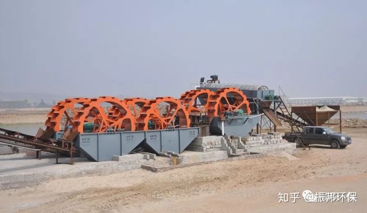 振邦干货螺旋洗砂机不如轮式洗砂机？它俩谁更胜一筹？(图7)
