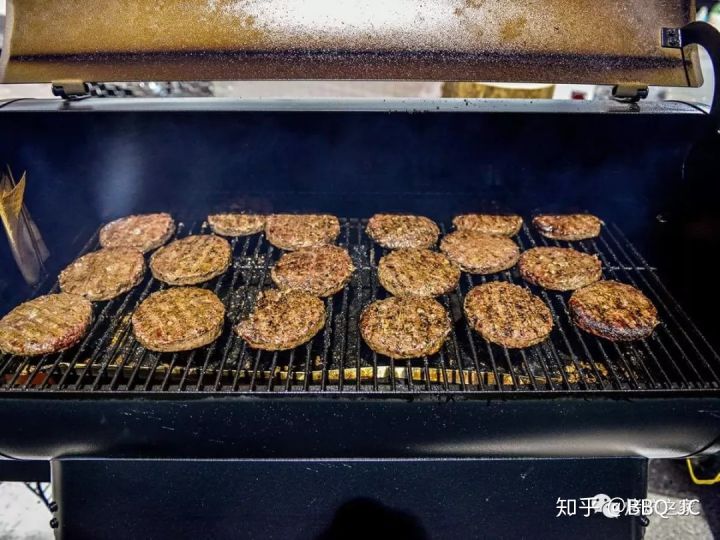 为球迷而诞生的烤炉TeamGrill(图40)