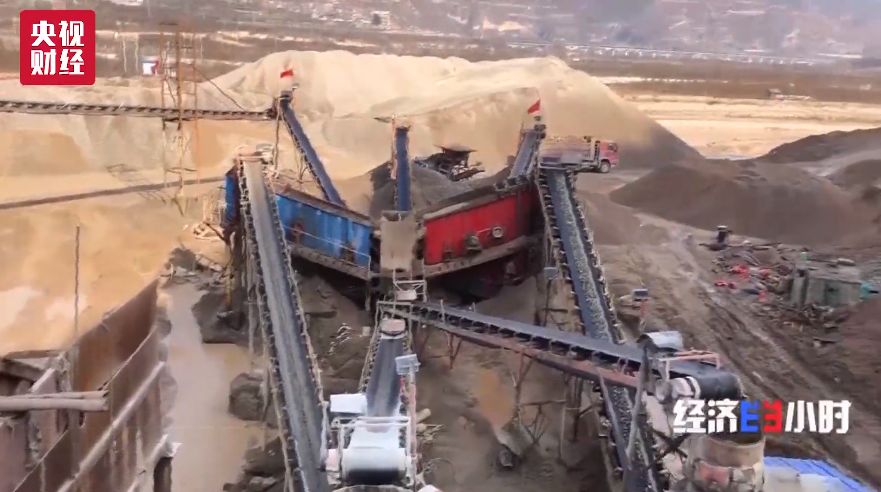 被染绿的黄河支流周晋峰接受央视采访：排污—挖砂—垃圾…黄河治理需要生态文明(图24)