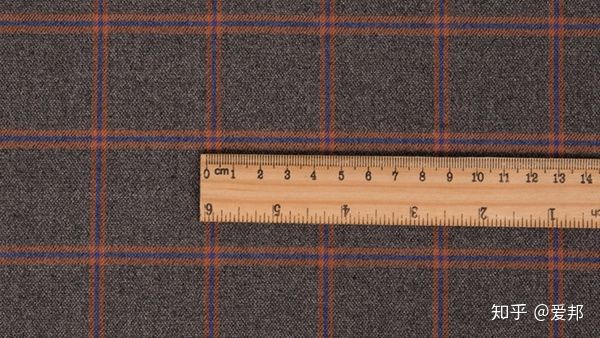 服装面料智能裁剪机(图1)