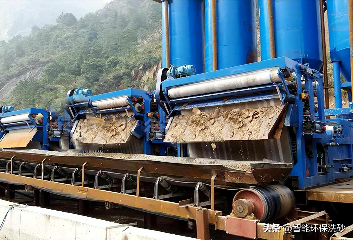 带式压滤机和板框压滤机哪个好?(图1) 带式压滤机和板框压滤机哪个好?(图1)