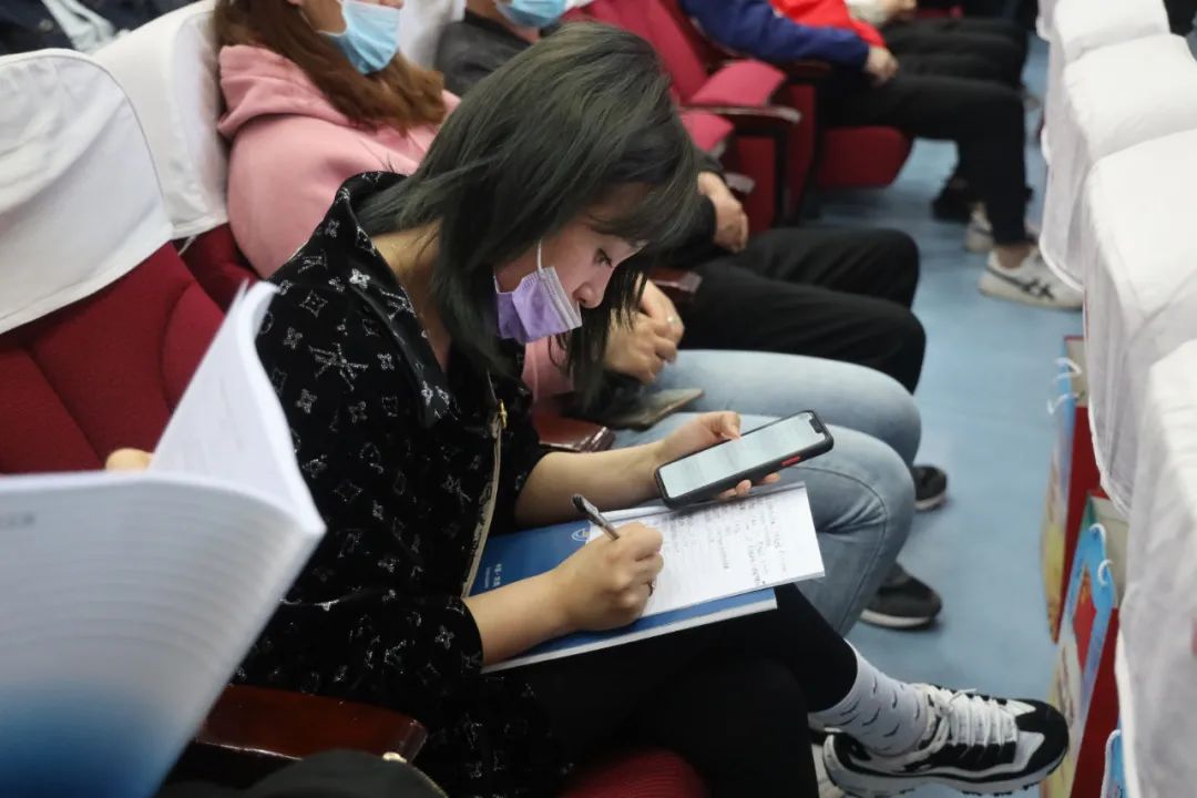 中机维协矿用设备分会2021年第1期矿用防爆(电气)设备检验员—检修员培训班成功举办(图31) 中机维协矿用设备分会2021年第1期矿用防爆(电气)设备检验员—检修员培训班成功举办(图31)