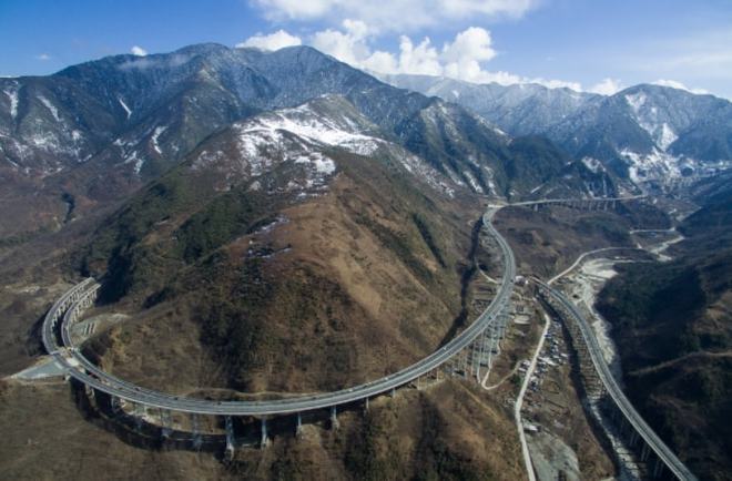 斩获4个世界第一,中国打造双螺旋大桥,技术领先全球10年(图2) 斩获4个世界第一,中国打造双螺旋大桥,技术领先全球10年(图2)