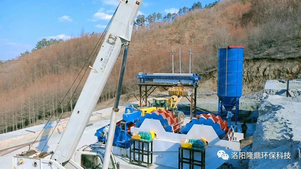 隆鼎案例:轮斗式洗砂机生产线(图8) 隆鼎案例:轮斗式洗砂机生产线(图8)