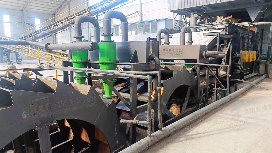 直击现场陕西渭南250吨机制砂生产线案例现场(图7) 直击现场陕西渭南250吨机制砂生产线案例现场(图7)