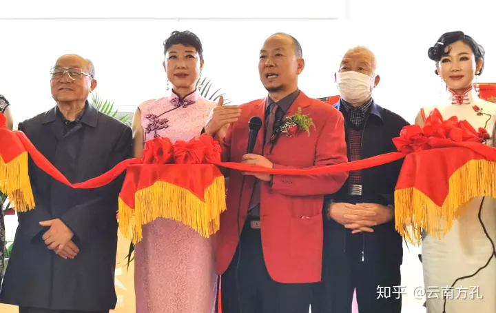 中国昆明艺术中心暨曹雄艺术馆落成开馆(图3)