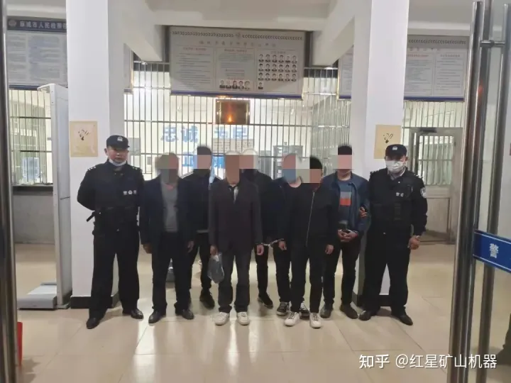 非法盗采河砂5000余方，涉案价值500万！湖北一盗采河砂团伙被抓(图1)