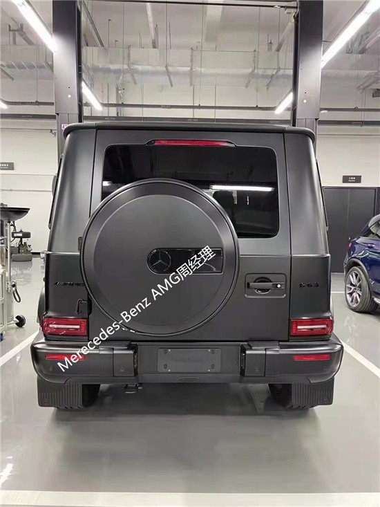 奔驰G63夜影神磨砂黑限量版现车价(图8) 奔驰G63夜影神磨砂黑限量版现车价(图8)