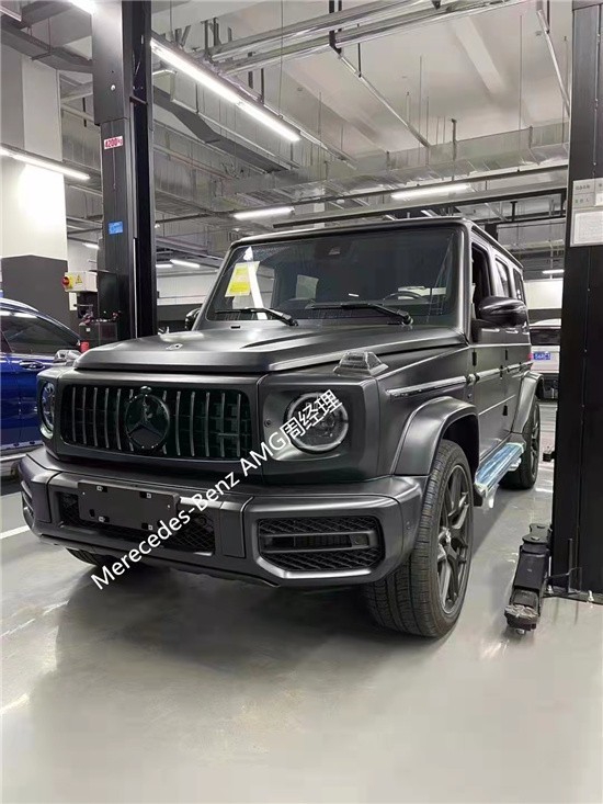 奔驰G63夜影神磨砂黑限量版现车价(图1) 奔驰G63夜影神磨砂黑限量版现车价(图1)