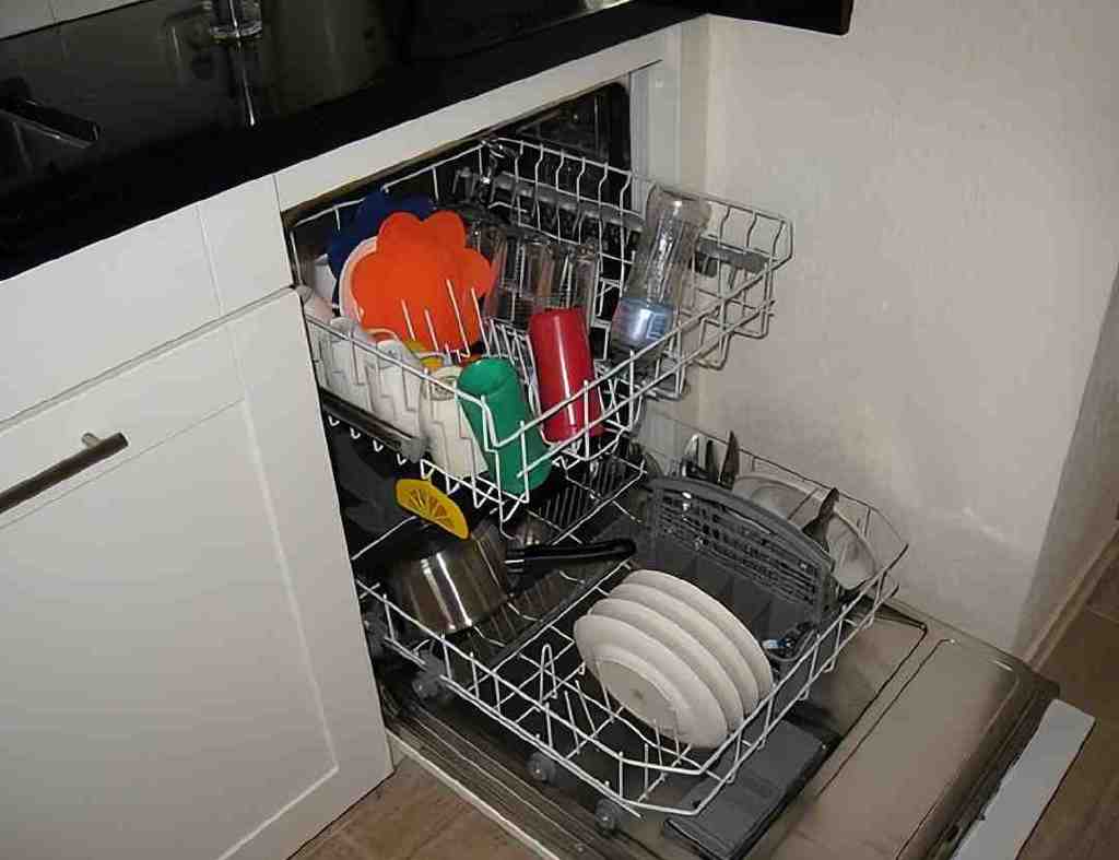 为什么老年人都不用洗碗机、烘干机？是不好用，还是“观念问题”(图3)