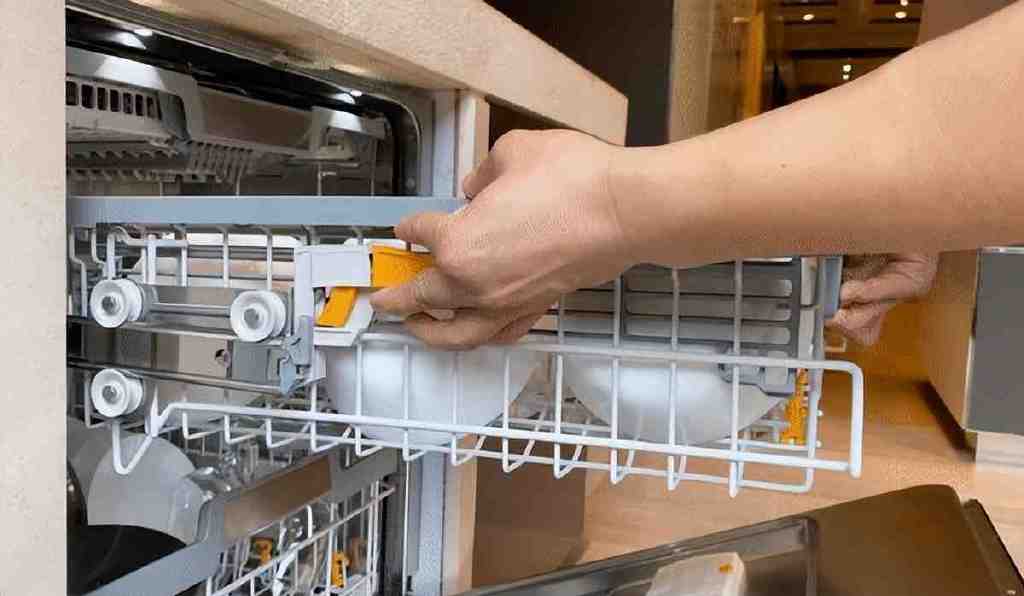 为什么老年人都不用洗碗机、烘干机？是不好用，还是“观念问题”(图11)