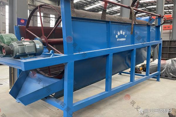 滚筒筛沙机同鹅卵石制砂机配合使用效果更好(图3) 滚筒筛沙机同鹅卵石制砂机配合使用效果更好(图3)