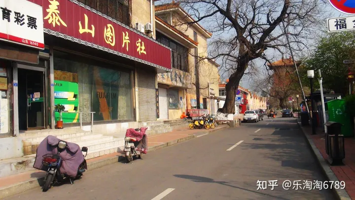 泰安：它是最古老街道之一，里面曾是豪宅林立，住着达官贵人，现仅存一处别样景观！(图4)